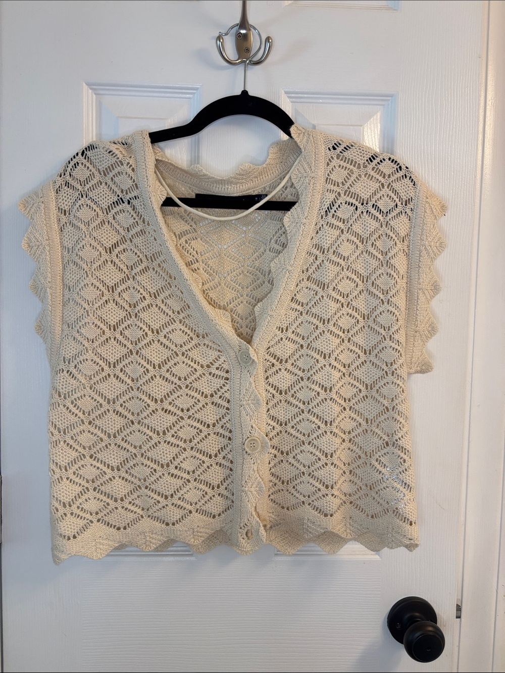 Vero Moda Cream Crochet Openwork Button-Front Cardigan Vest